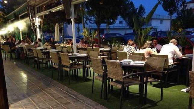 Terraza del restaurante La Lonja