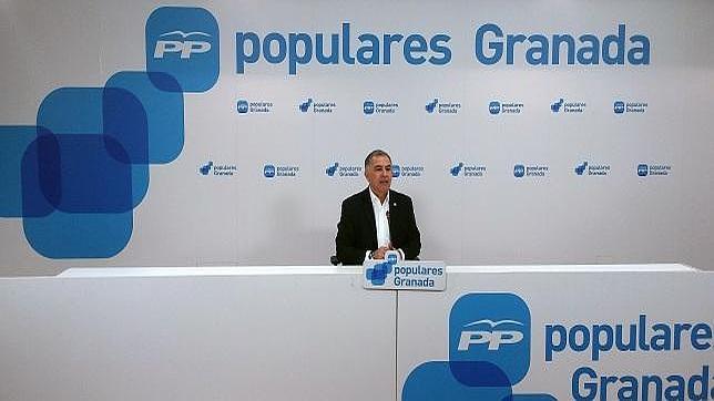 Santiago Pérez: «Sebastián Pérez es el relevo lógico a Torres Hurtado»