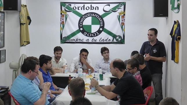 La mesa redonda de Cordobamania analiza la planificación del CCF 2015-2016