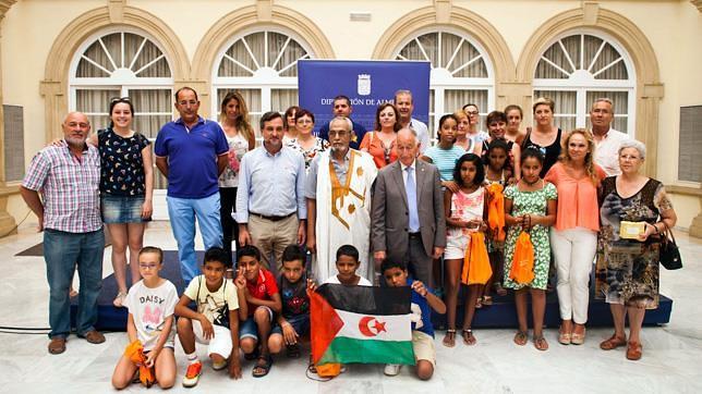 Pequeños saharuis disfrutan de vacaciones sin conflicto con familias de Almería