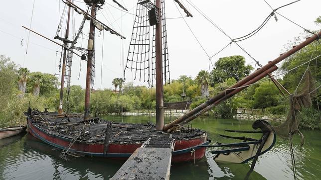 Un fallo eléctrico provocó el incendio del barco pirata de Isla Mágica