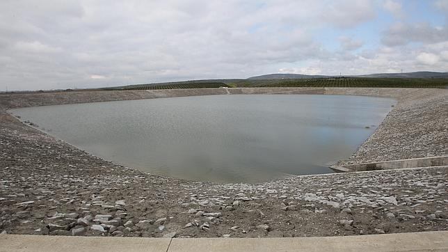 El agua de los pantanos garantiza el consumo para Sevilla durante más de tres años