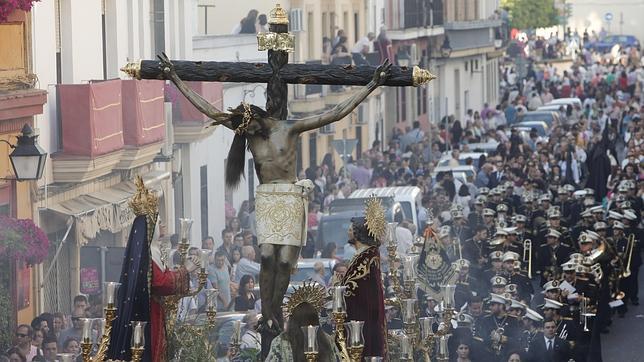 La cofradía del Cristo de Gracia alquila una nave para sus actos