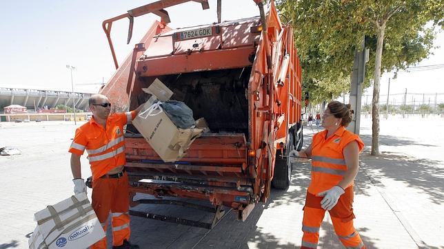 La tasa de basura subirá para aumentar los salarios de Sadeco