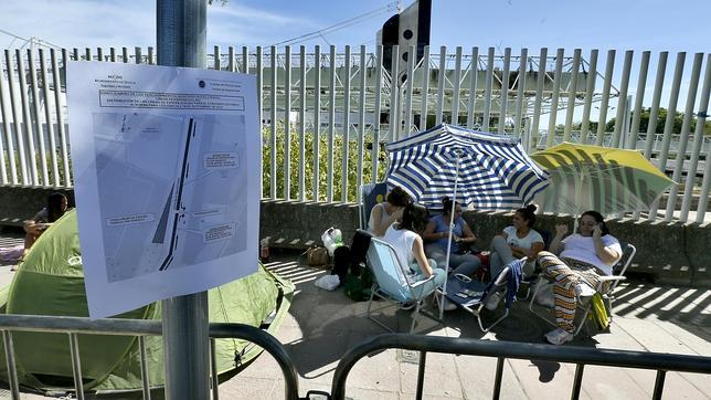 Plan policial para ordenar las colas de fans del concierto de Pablo Alborán en Sevilla