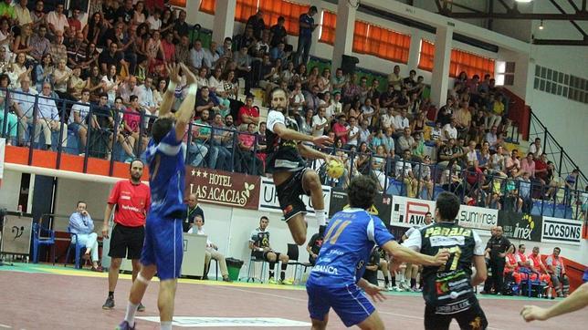 El Ximénez logra su segundo triunfo del curso