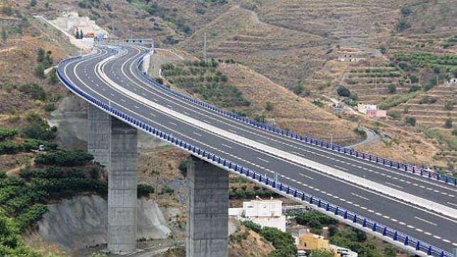 El viaducto de Taramay, en la A-7, fue inaugurado en junio de 2014