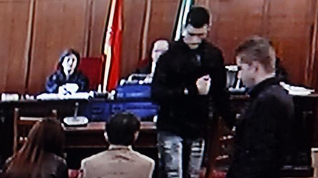 Imagen tomada en los juzgados durante el careo