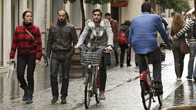 Último aviso para ciclistas a contramano en Sevilla: se avecinan nuevas multas