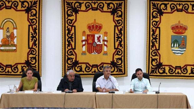 Pleno de este lunes en Estepona