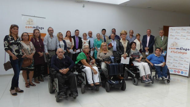 Médicos y pacientes realizan un decálogo para una mejor sanidad