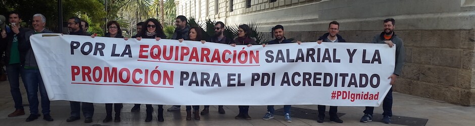 Profesores de la UMA se manifiestan en Málaga / ABC