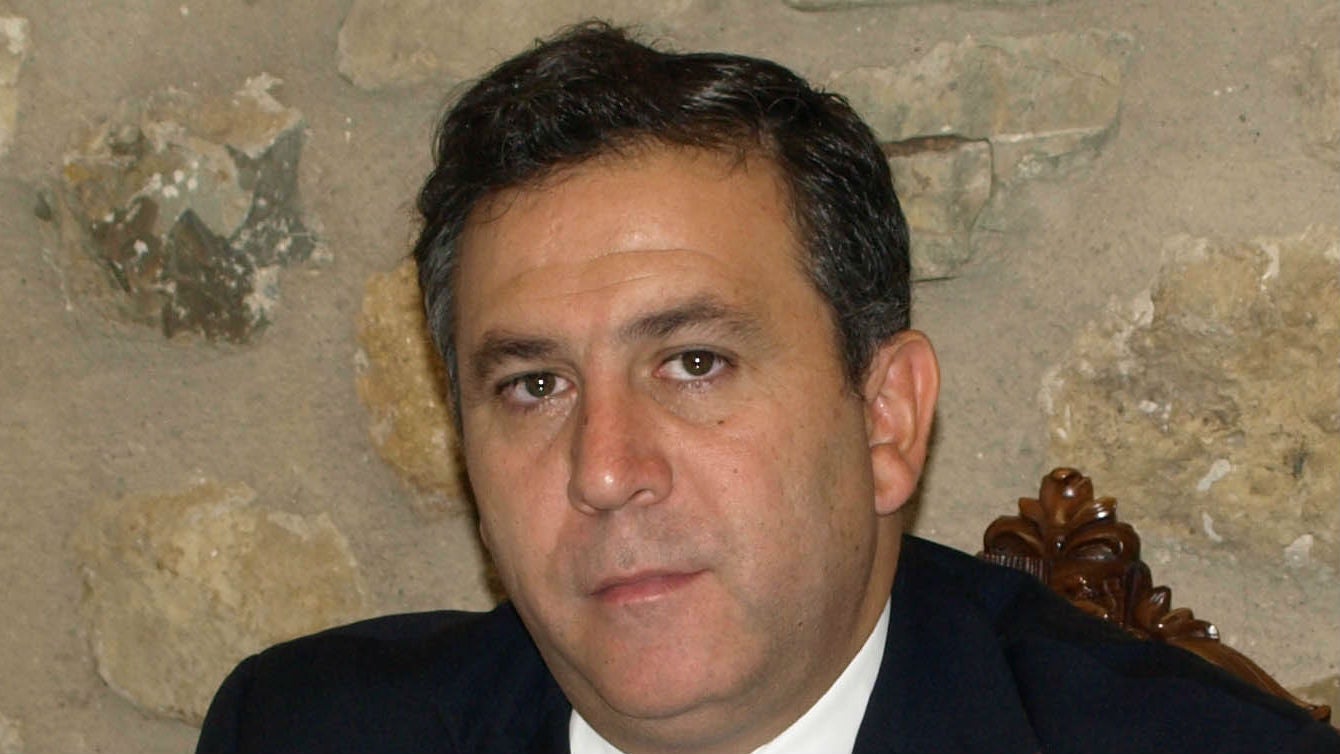 Fernández de Moya consigue el respaldo de 75  presidentes locales para garantizar su reelección