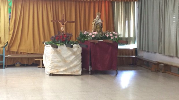 Pasos de la procesión infantil cancelada en Dos Hermanas por la Junta de Andalucía