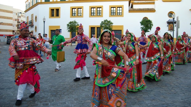 Grupo de folclore de La India participante en las jornadas / L.M.