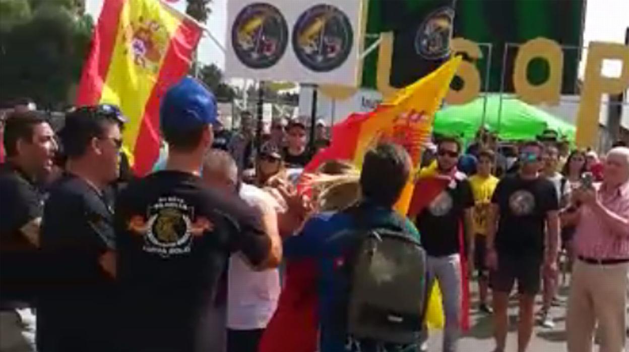 Incidentes en la manifestación de agentes de Policía Nacional y Guardia Civil frente a Gibraltar