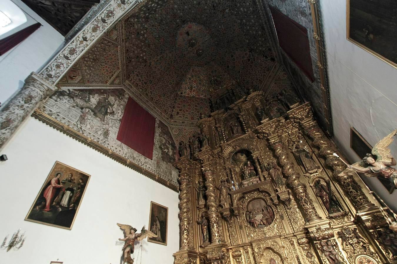 La ruina se instala en el convento de Madre de Dios