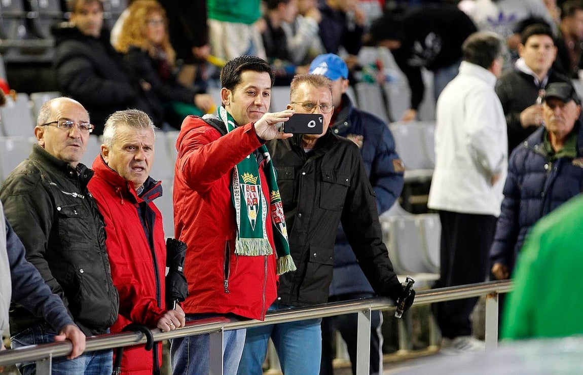 En imágenes, el ambiente en la grada de El Arcángel