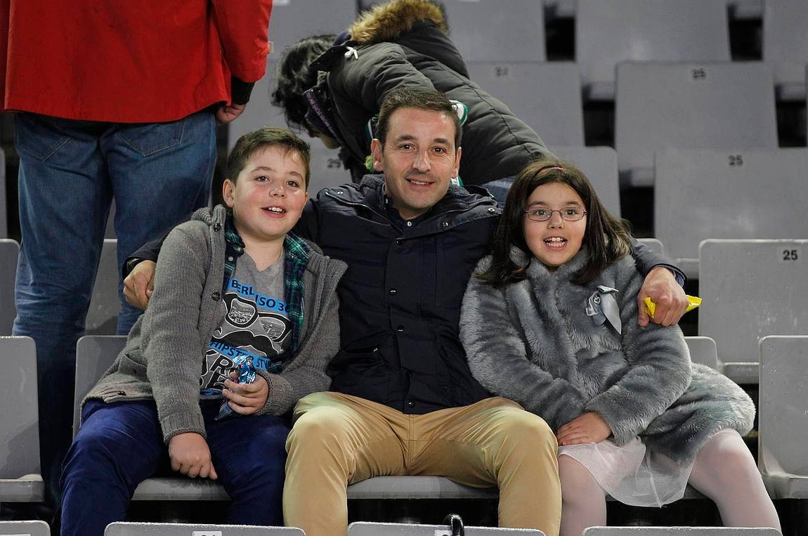 En imágenes, el ambiente en la grada de El Arcángel