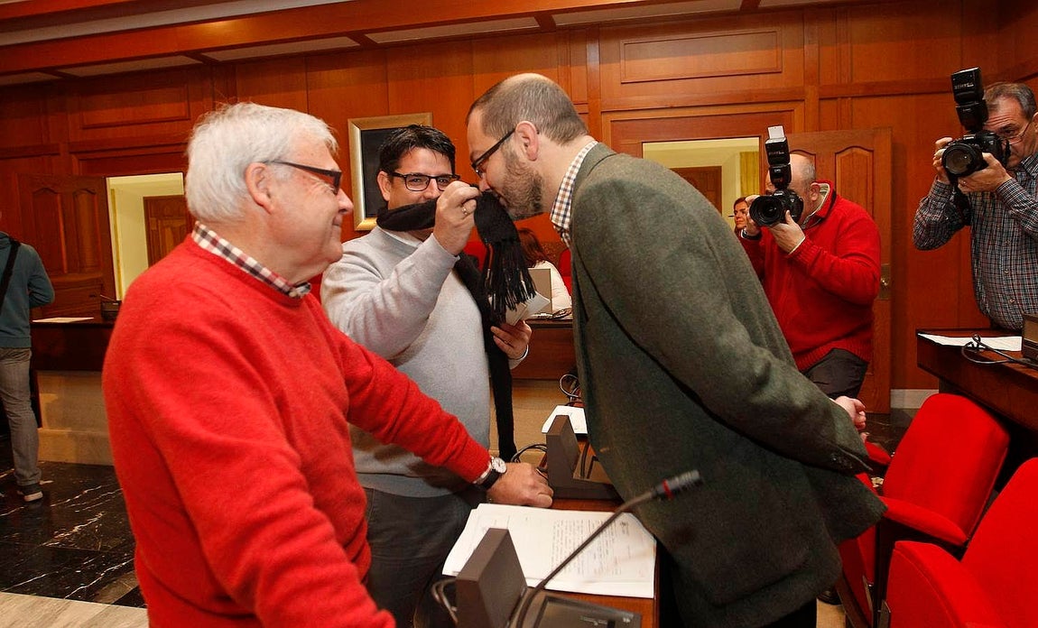 Las mejores imágenes de un Pleno marcado por la polémica
