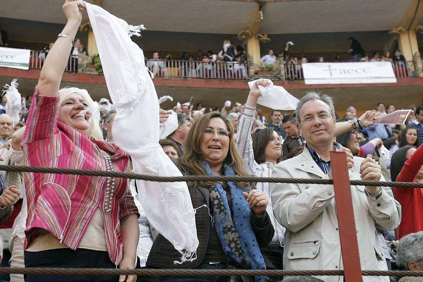 En imágenes, la izquierda que disfrutó de los toros en Los Califas
