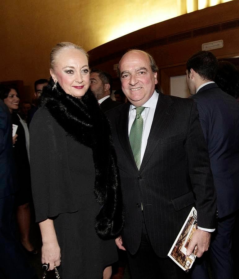 Sevilla, entregada al pregón de Rafa Serna