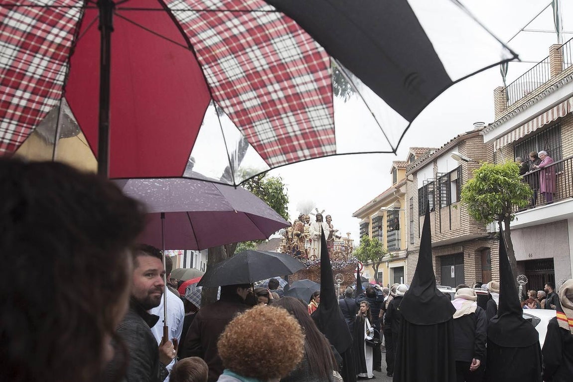 La lluvia obligó al Amor a volver a su templo
