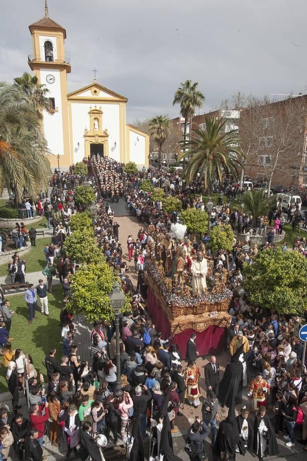 La lluvia obligó al Amor a volver a su templo