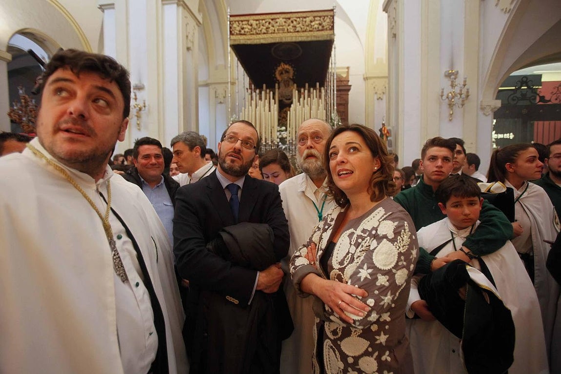 La Esperanza se quedó en su templo