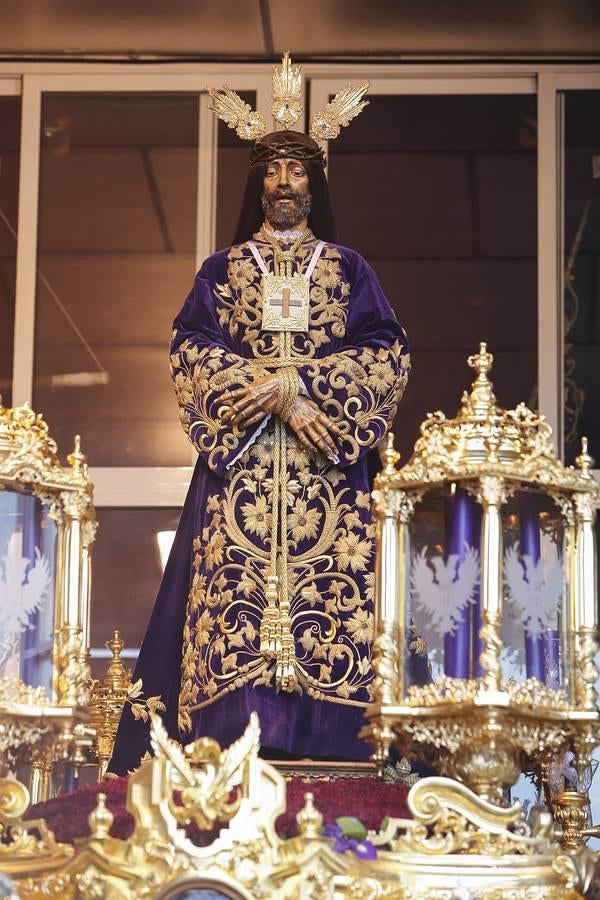 La lluvia impidió al Rescatado salir en estación de penitencia