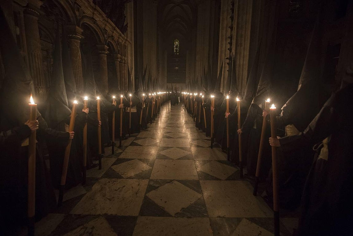 La Madrugada en el interior de la Catedral, por Serrano