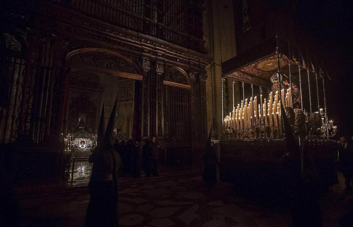 La Madrugada en el interior de la Catedral, por Serrano