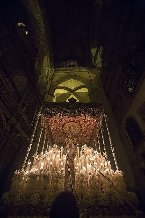 La Madrugada en el interior de la Catedral, por Serrano