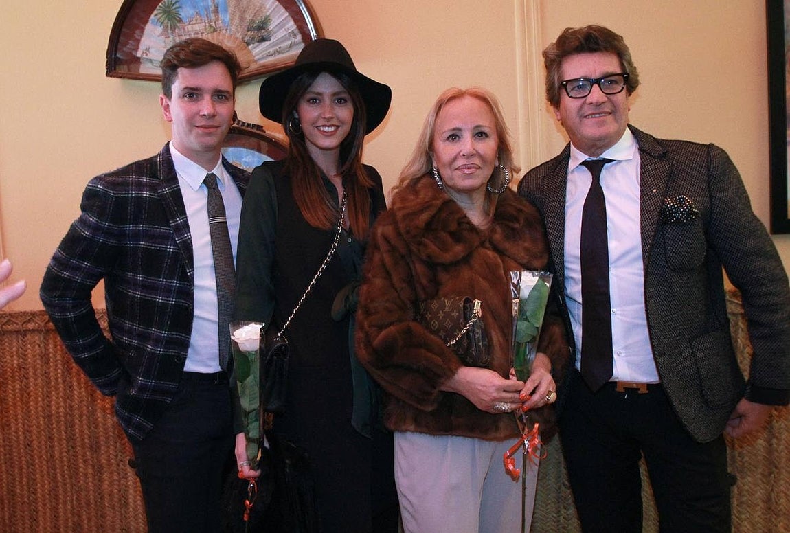 Raúll Lancharro Olivares, Marta Ferrer, Eva Olivares y Raúl Lancharro
