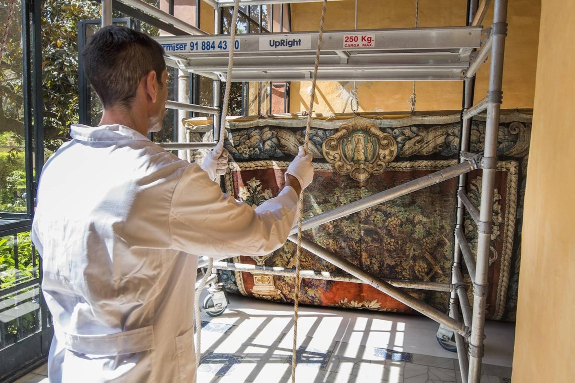 Restauración en directo en el Alcázar