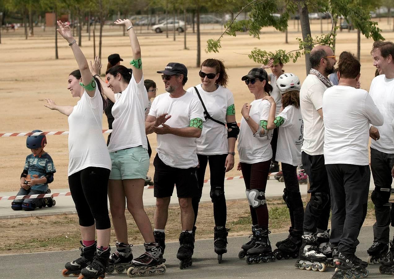 Nuevo récord de patinadores en cadena en Sevilla