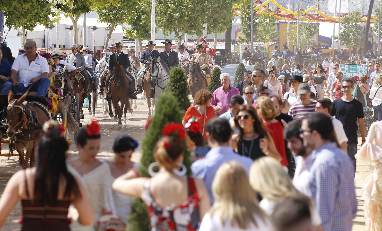La Feria de Córdoba desde la grupa de un caballo