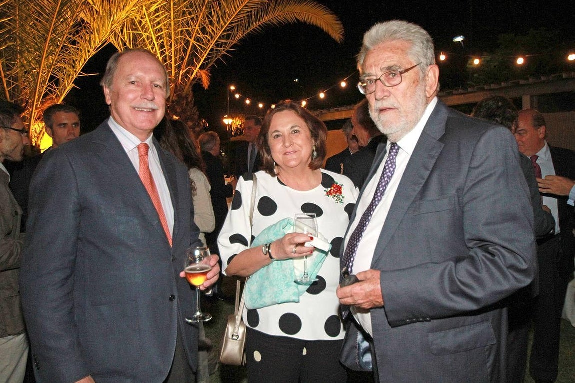 Emotivo homenaje a Fernando Carrasco, ganador del premio Manuel Ramírez