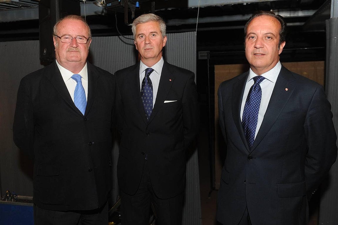 Emotivo homenaje a Fernando Carrasco, ganador del premio Manuel Ramírez