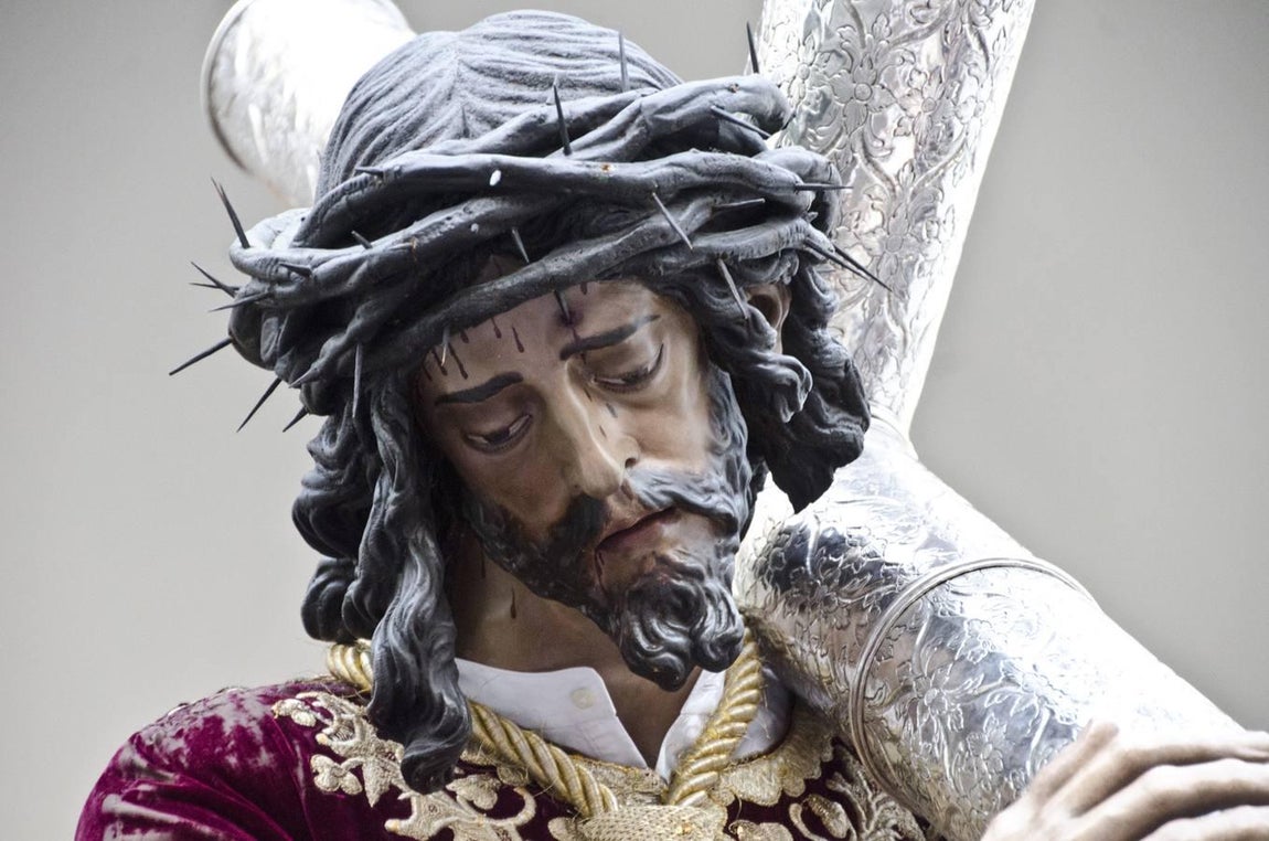 La Rambla vive una histórica jornada con la salida de Jesús Nazareno. Imágenes de la salida extraordinaria de Nuestro padre Jesús Nazareno de La Rambla con motivo del Año de la Misericordia