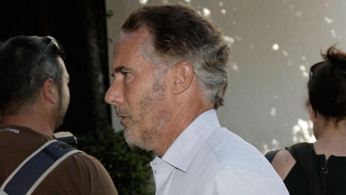 Familia y amigos despiden al duque de Medinaceli en la Casa Pilatos de Sevilla