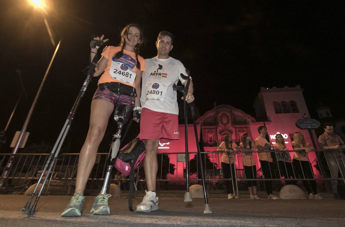 Los sevillanos disfrutan del «running» en la Nocturna