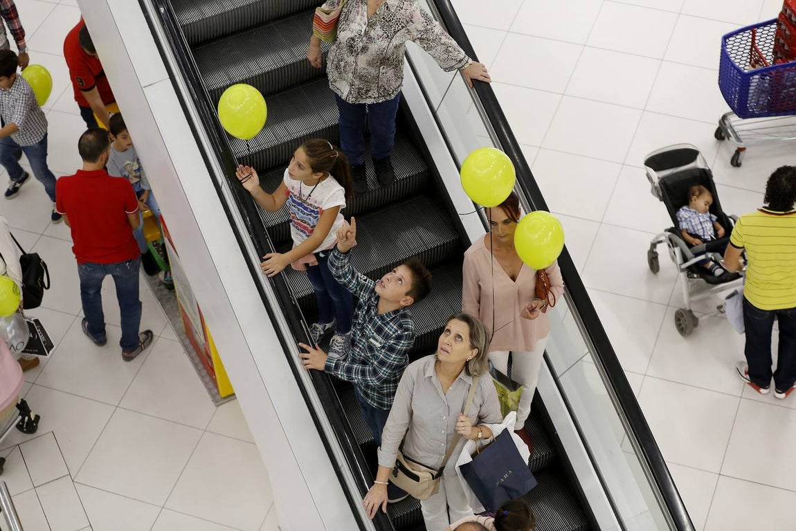 Exitosa primera «Shopping Night» de La Sierra, en imágenes