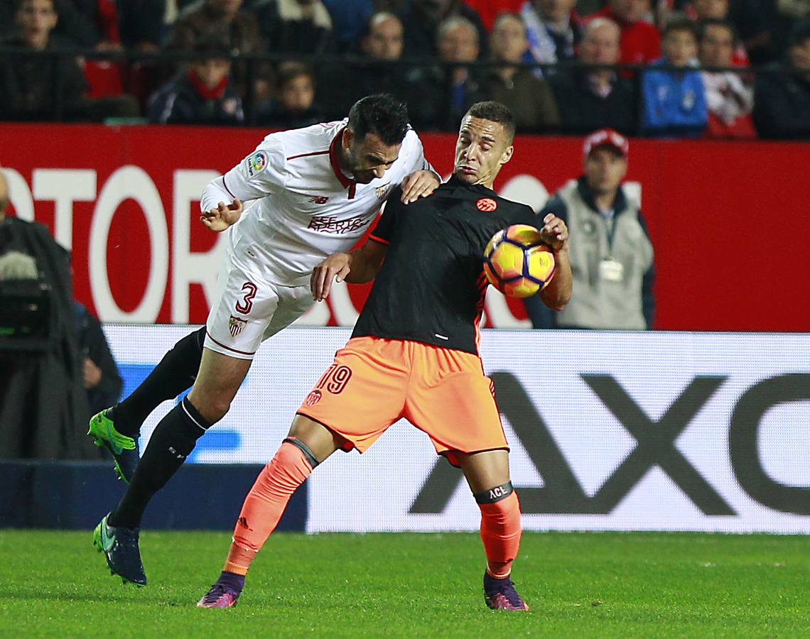 La victoria del Sevilla ante el Valencia, en imágenes