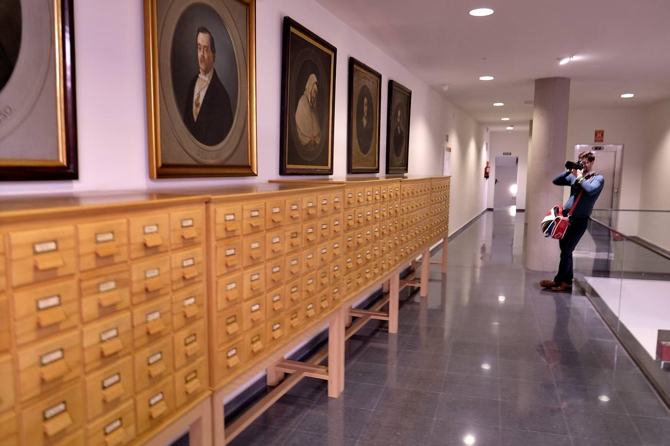 La Universidad de Sevilla inaugura su nueva biblioteca