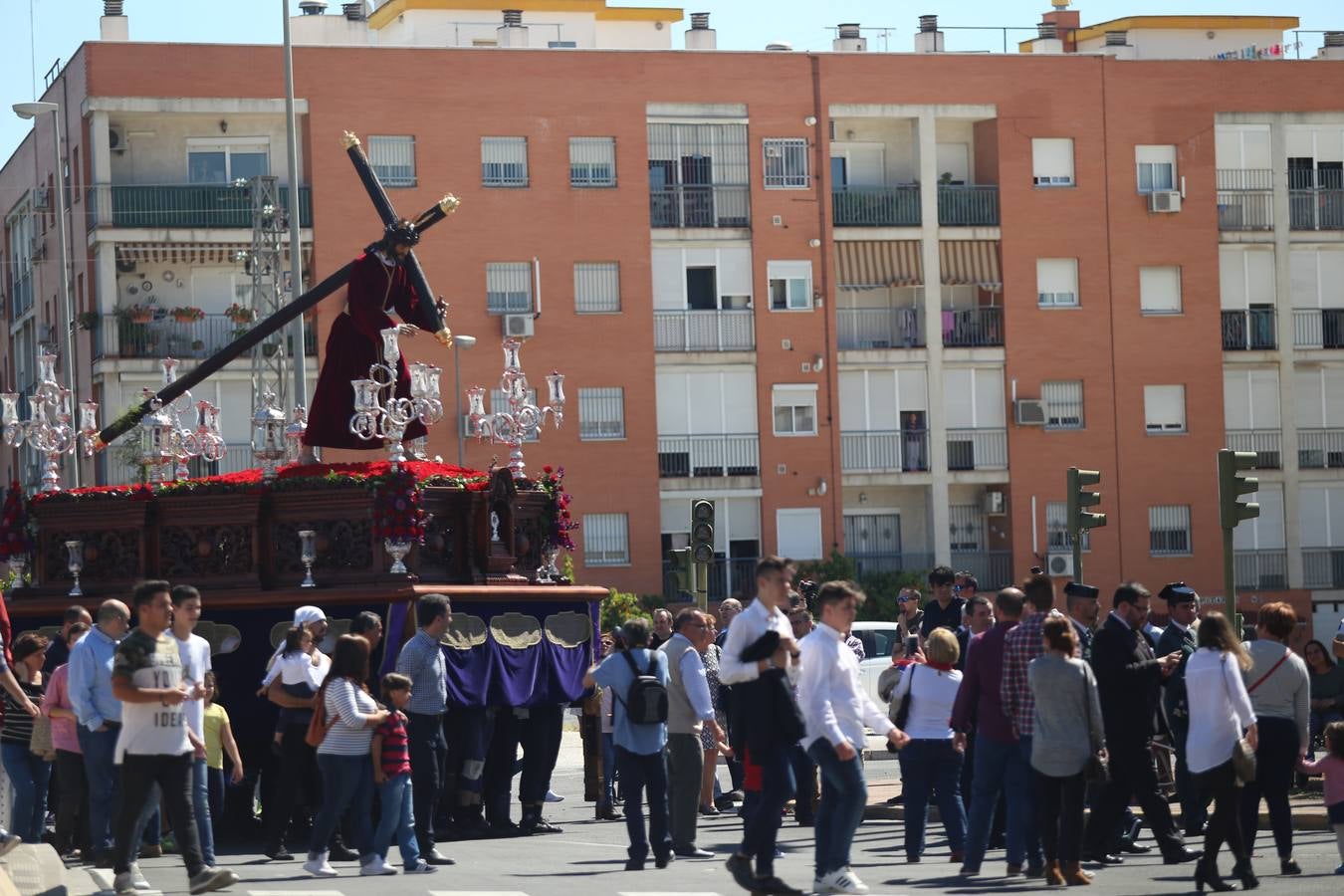 Las fotos de Padre Pío Palmete el Sábado de Pasión de la Semana Santa de Sevilla 2017