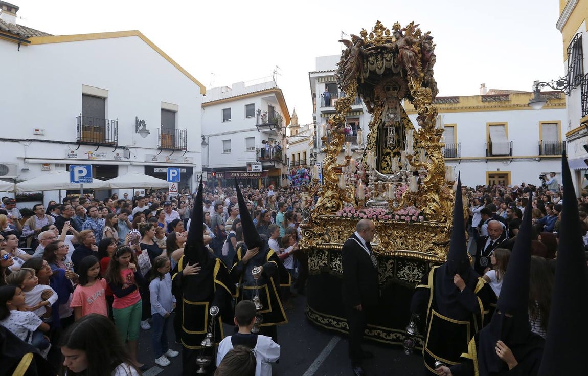 Las fotos de la hermandad de Ánimas, el Lunes Santo de la Semana Santa de Córdoba 2017