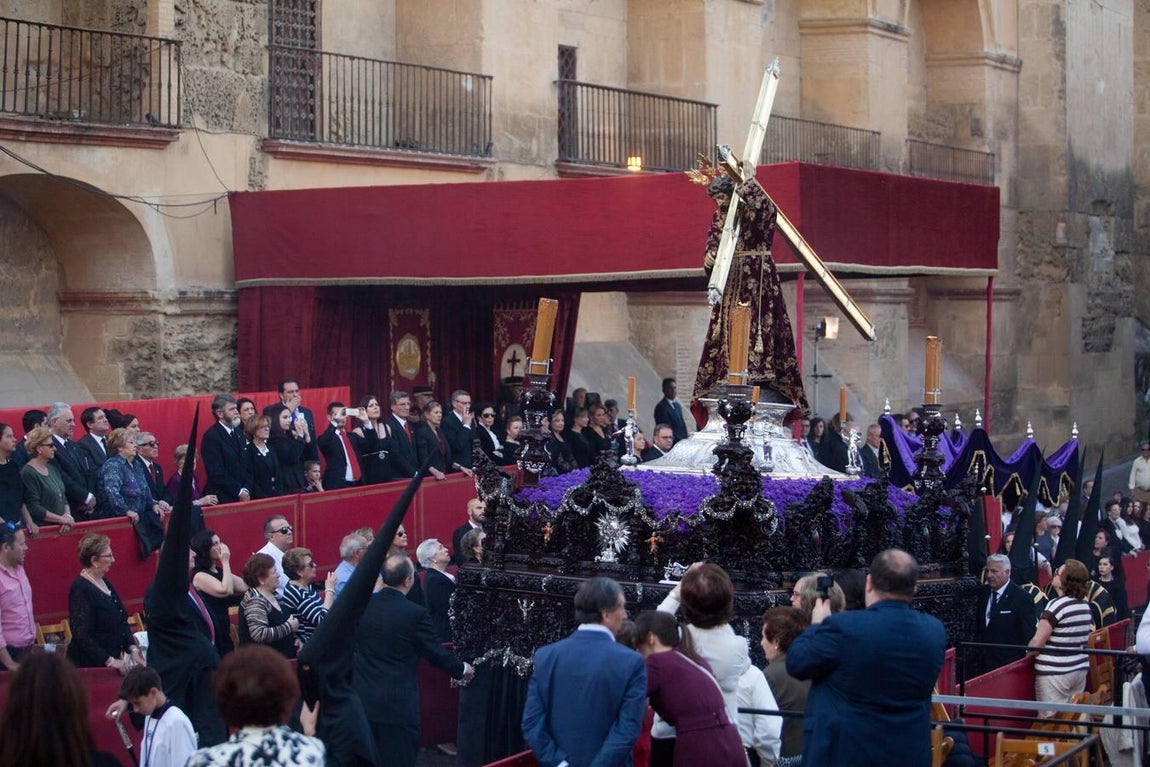 Las fotos del Nazareno del Jueves Santo de la Semana Santa de Córdoba de 2017