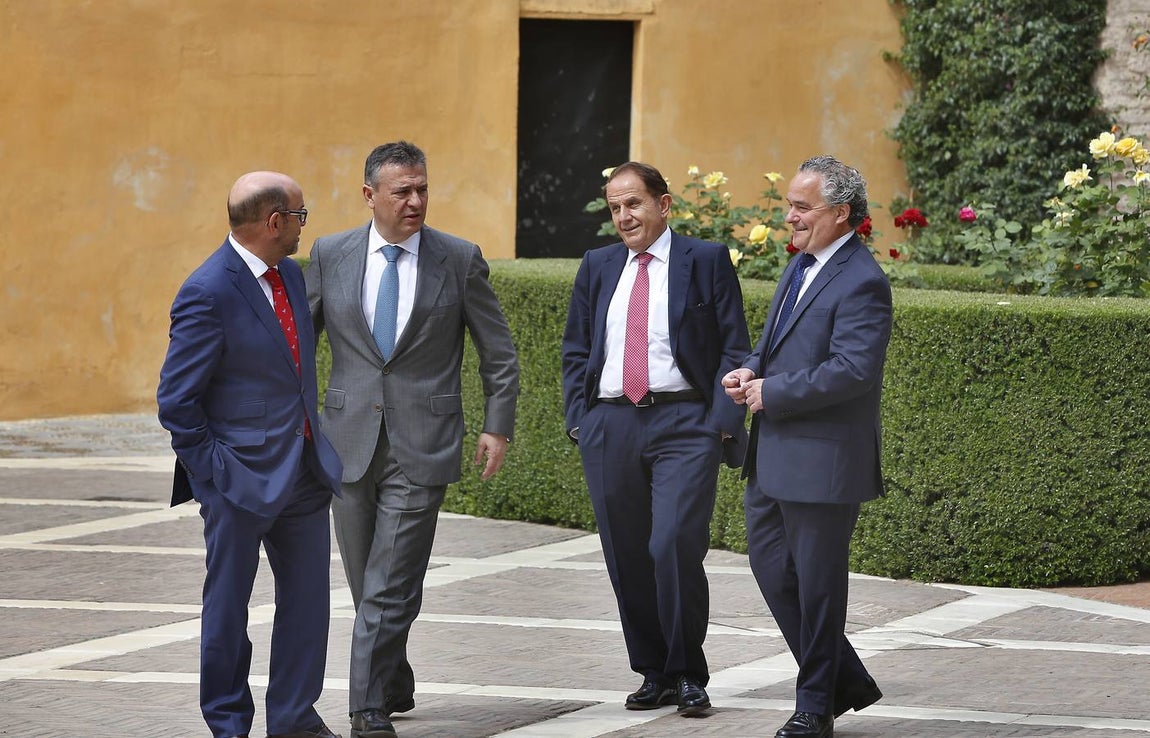 Los asistentes a la apertura de los actos del XXV aniversario de la Expo 92