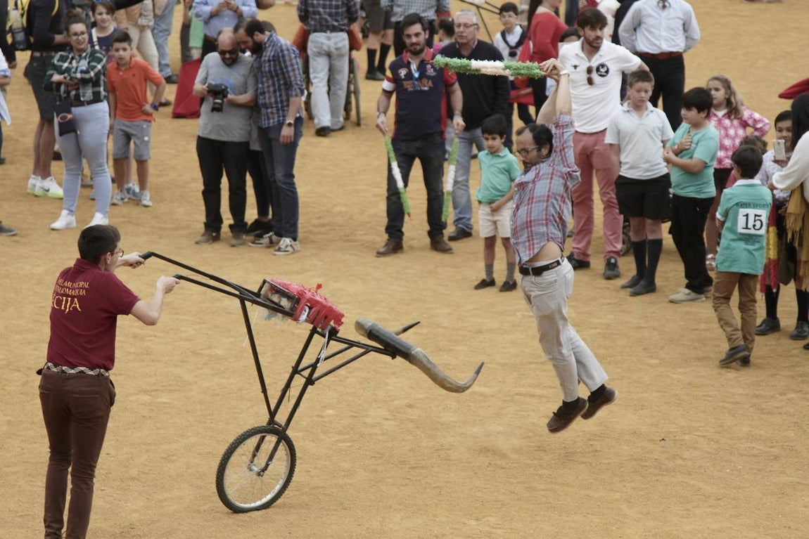 Esta actividad, organizada por la empresa Pagés en colaboración con la Fundación Cajasol, busca difundir los valores del toreo.